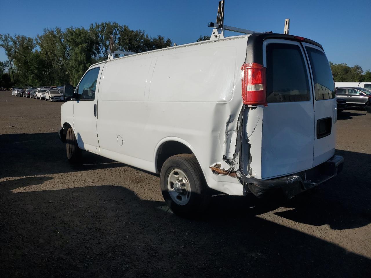 2013 Chevrolet Express G2500 - Фото 2