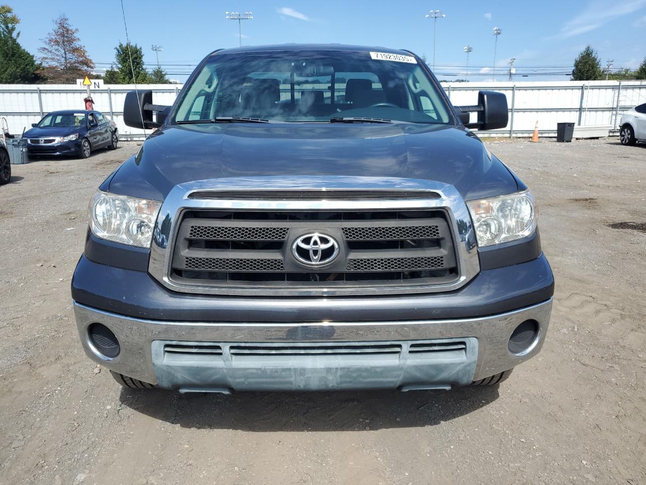 2011 Toyota Tundra Double Cab Sr5 - Фото 5