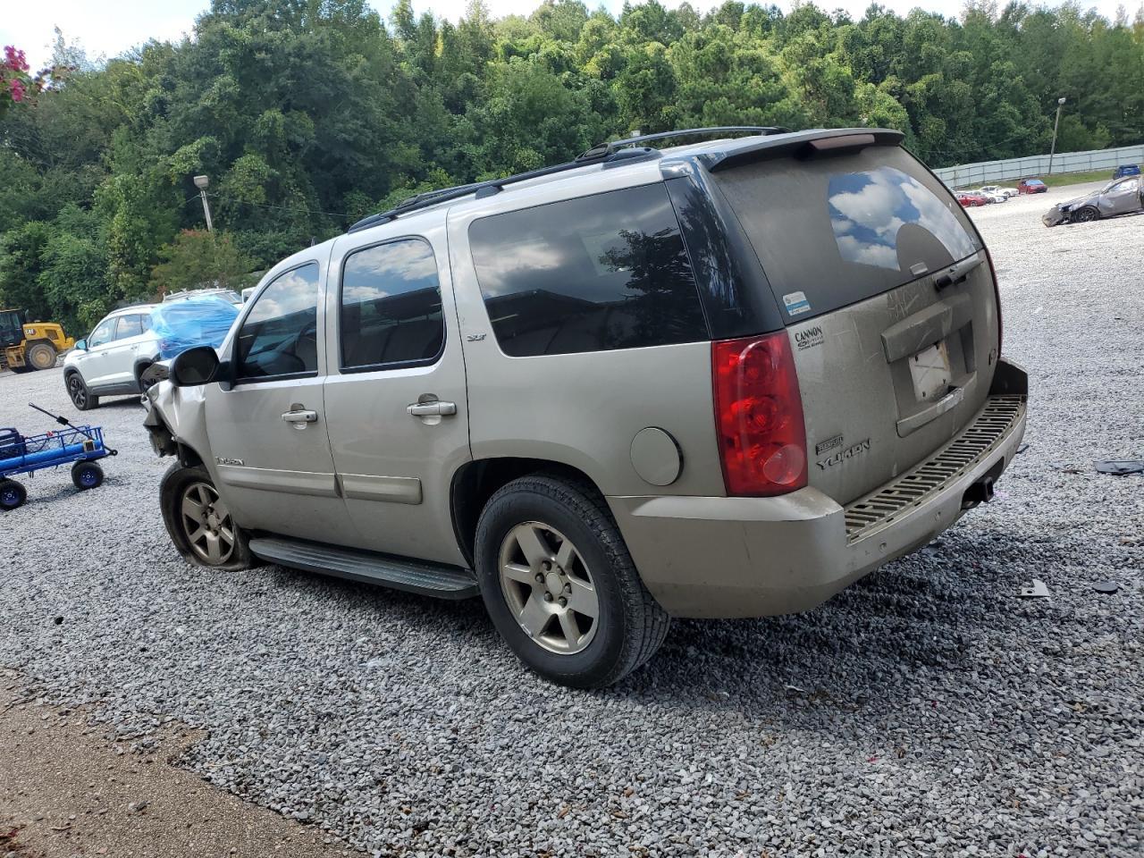 2009 GMC Yukon Slt - Фото 2