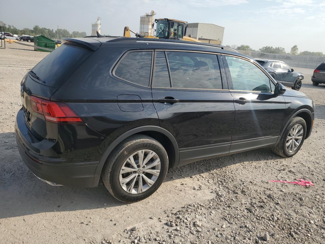 2020 Volkswagen Tiguan S - Image 3