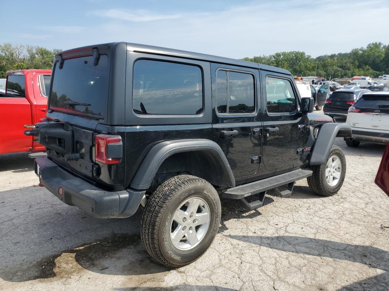 2019 Jeep Wrangler Unlimited Rubicon - Image 3