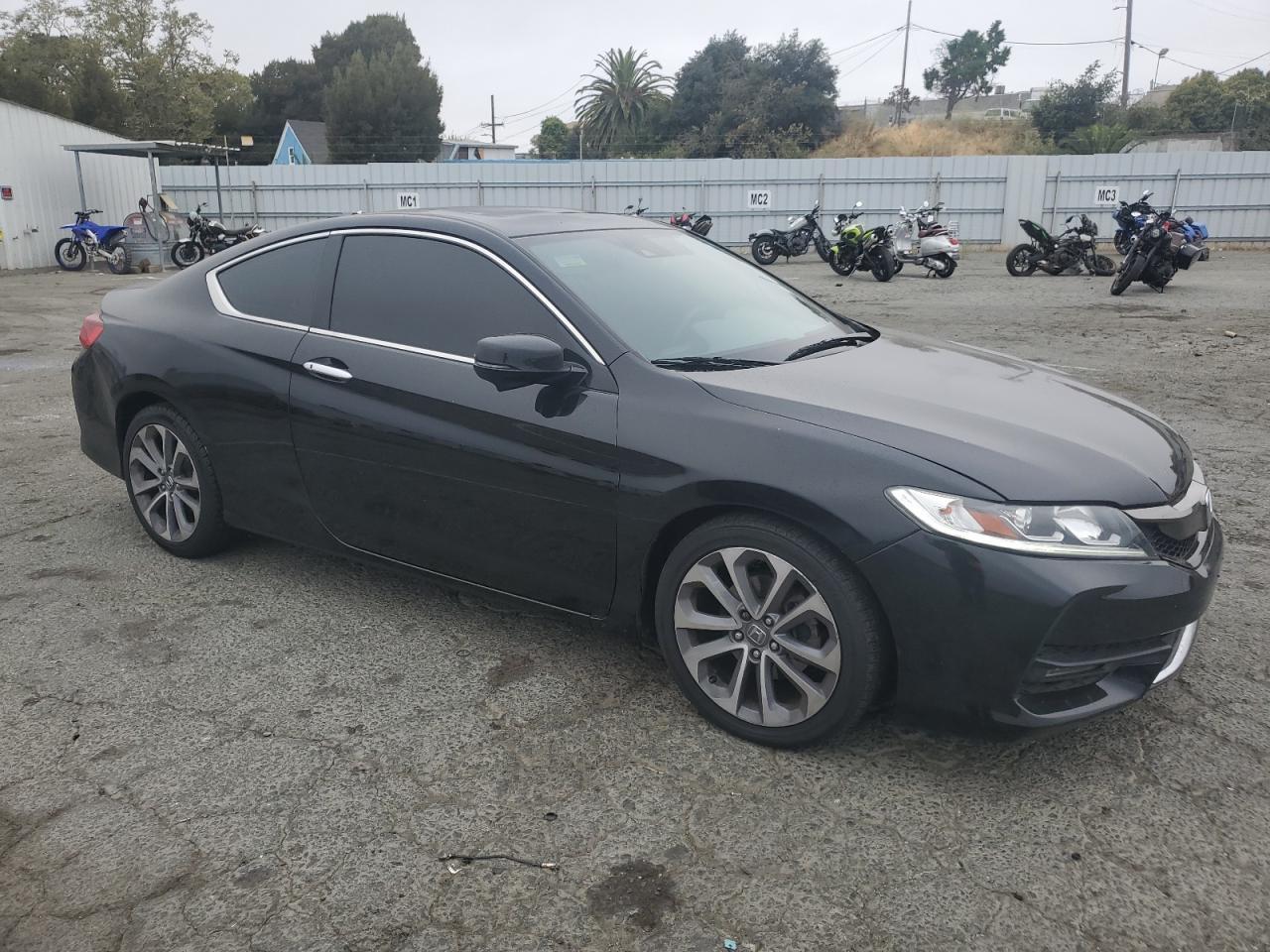 2016 Honda Accord Ex - Фото 4