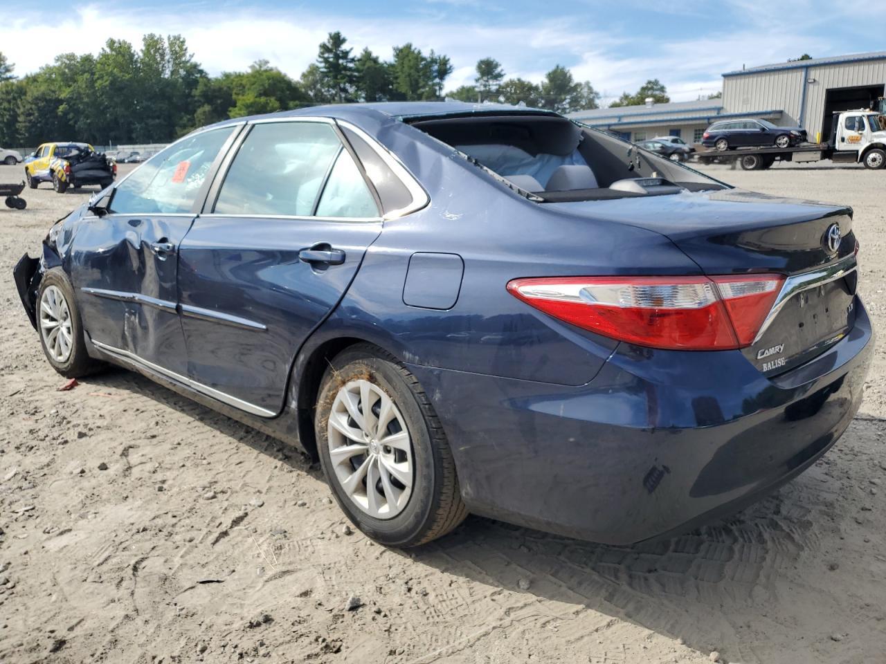 2017 Toyota Camry Le - Image 2