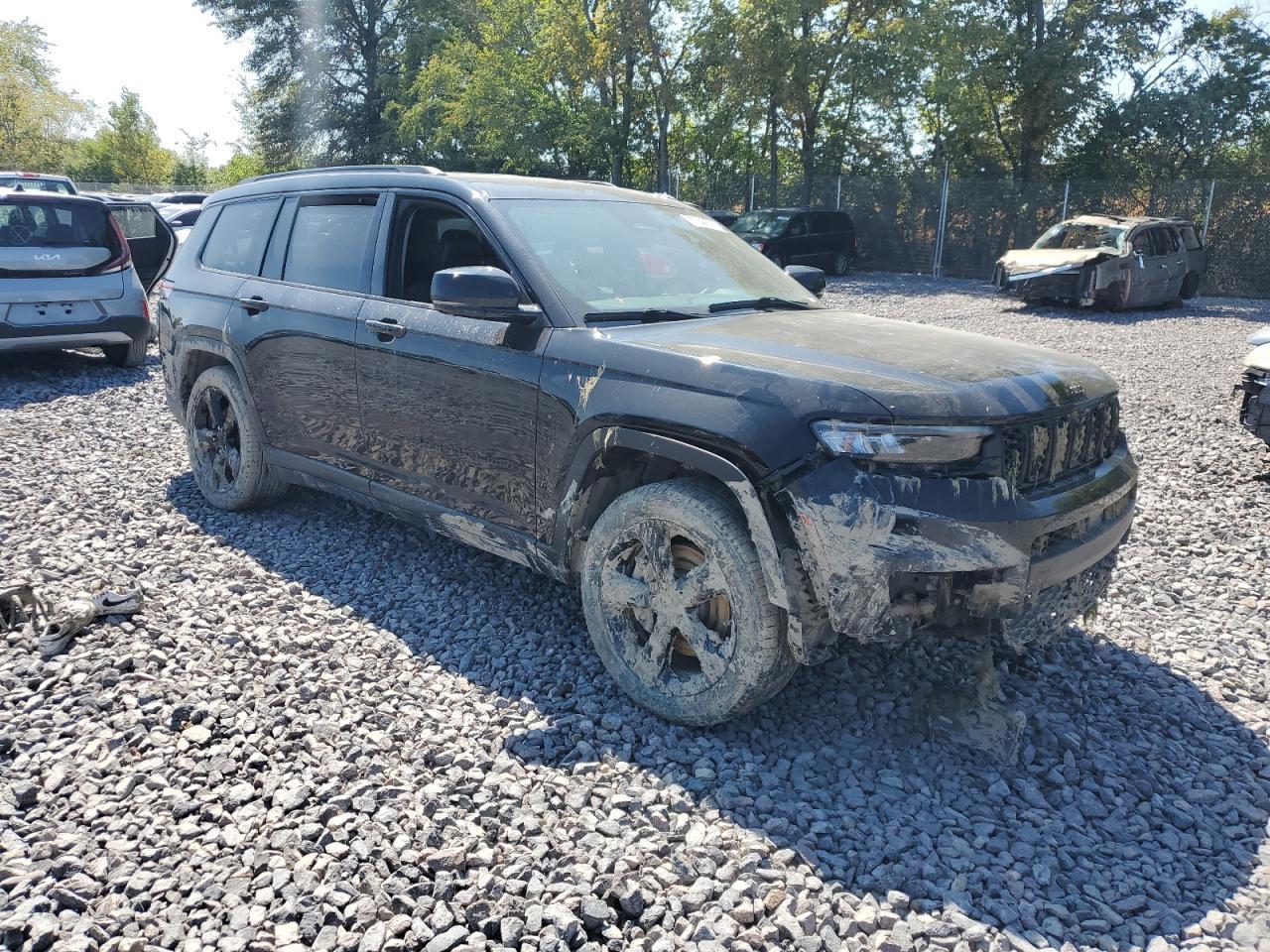 2023 Jeep Grand Cherokee L Limited - Image 4