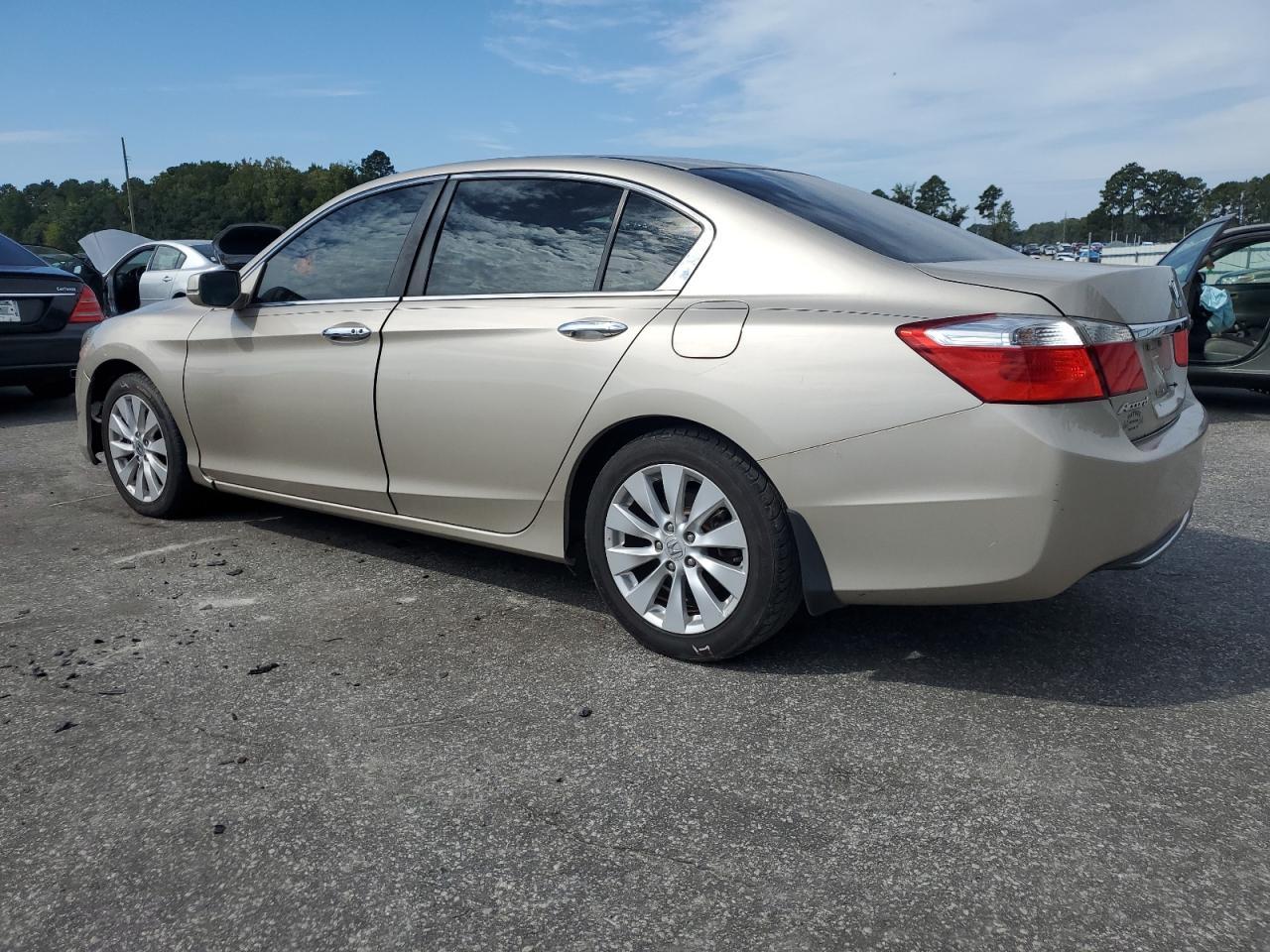 2013 Honda Accord Ex - Image 2
