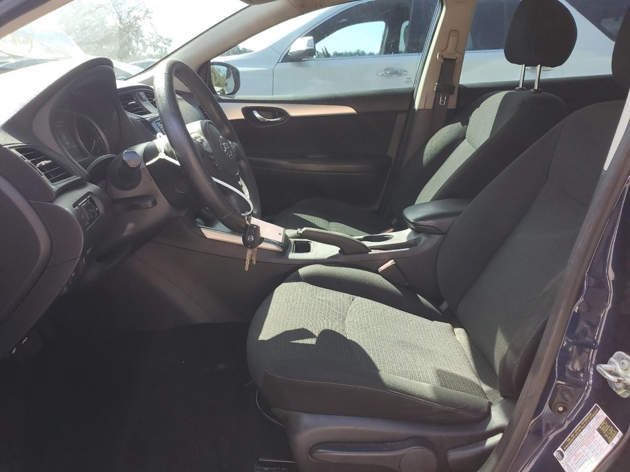 2019 Nissan Sentra S - Фото 7