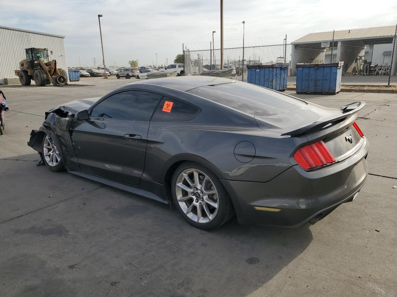 2015 Ford Mustang - Фото 2