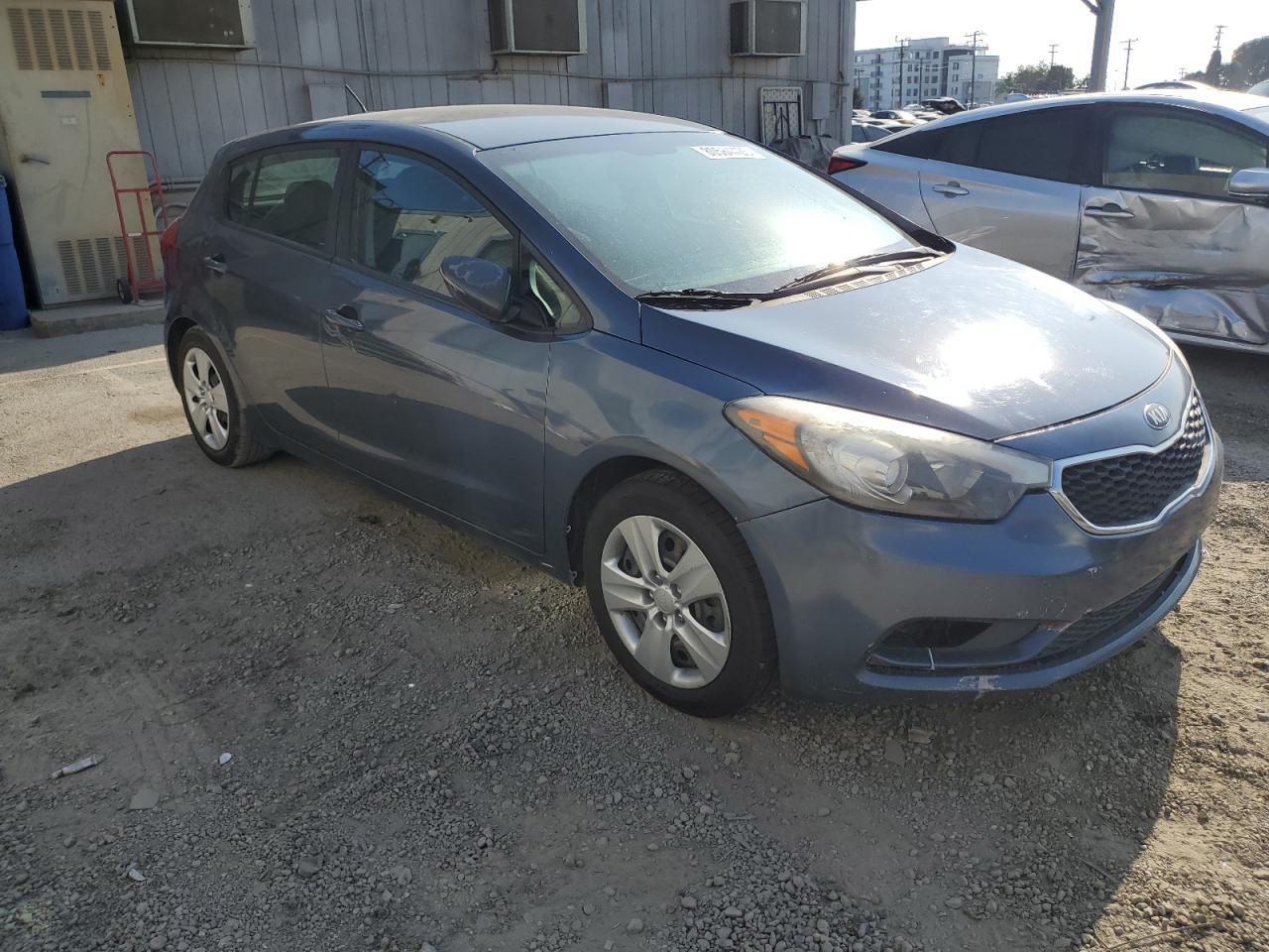 2016 Kia Forte Lx - Image 4