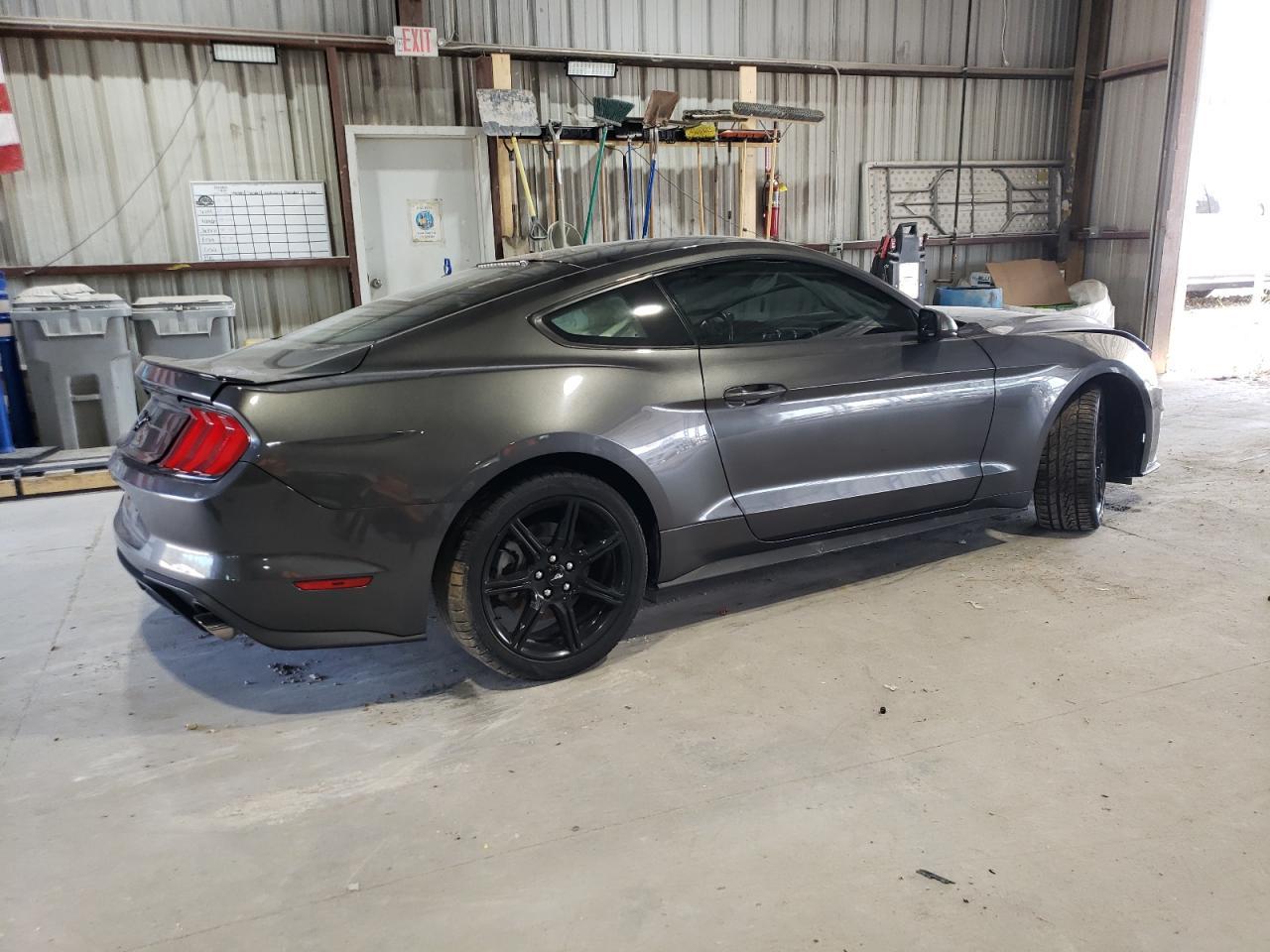 2018 Ford Mustang - Image 3