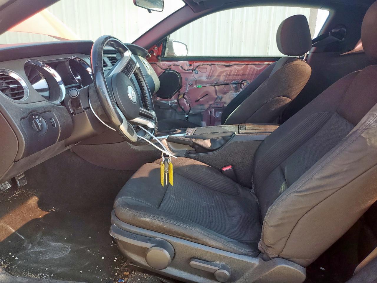 2013 Ford Mustang - Фото 7