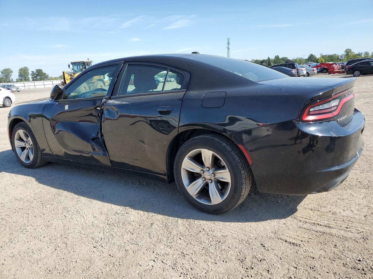2015 Dodge Charger Sxt - Фото 2