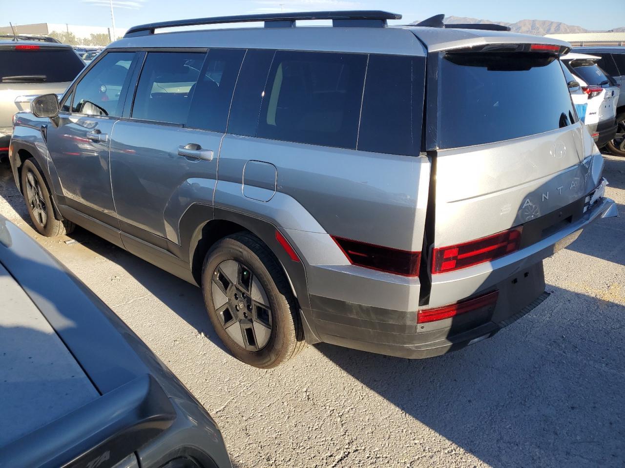 2025 Hyundai Santa Fe Sel - Image 2