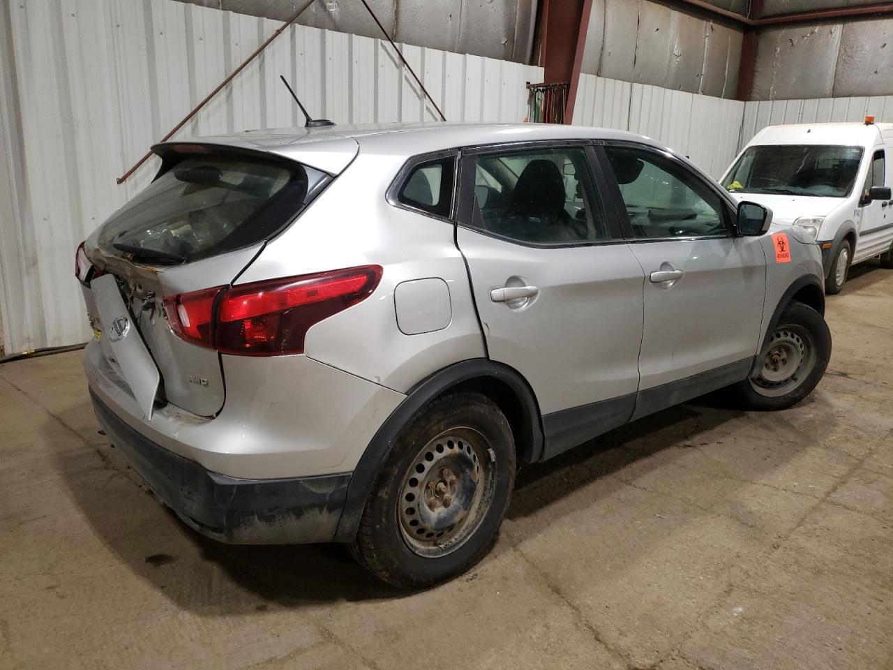 2019 Nissan Rogue Sport S - Image 3