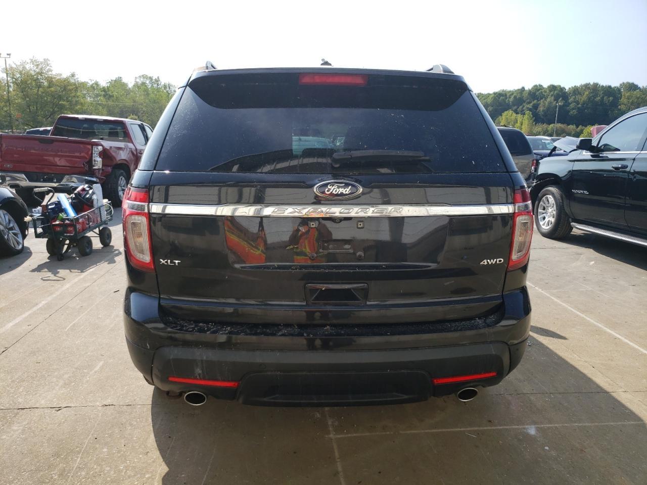 2015 Ford Explorer X - Фото 6