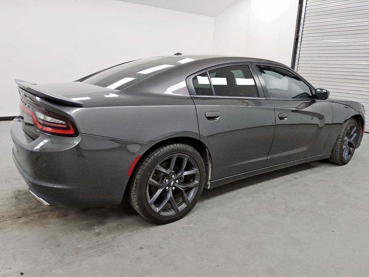 2021 Dodge Charger Sxt - Фото 3