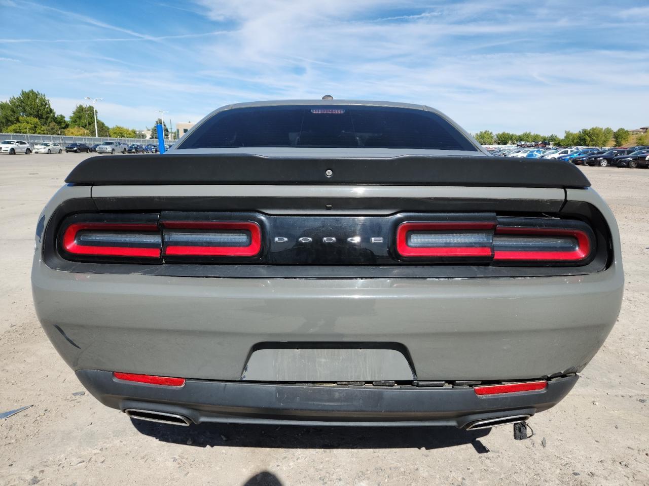 2018 Dodge Challenger Sxt - Image 6