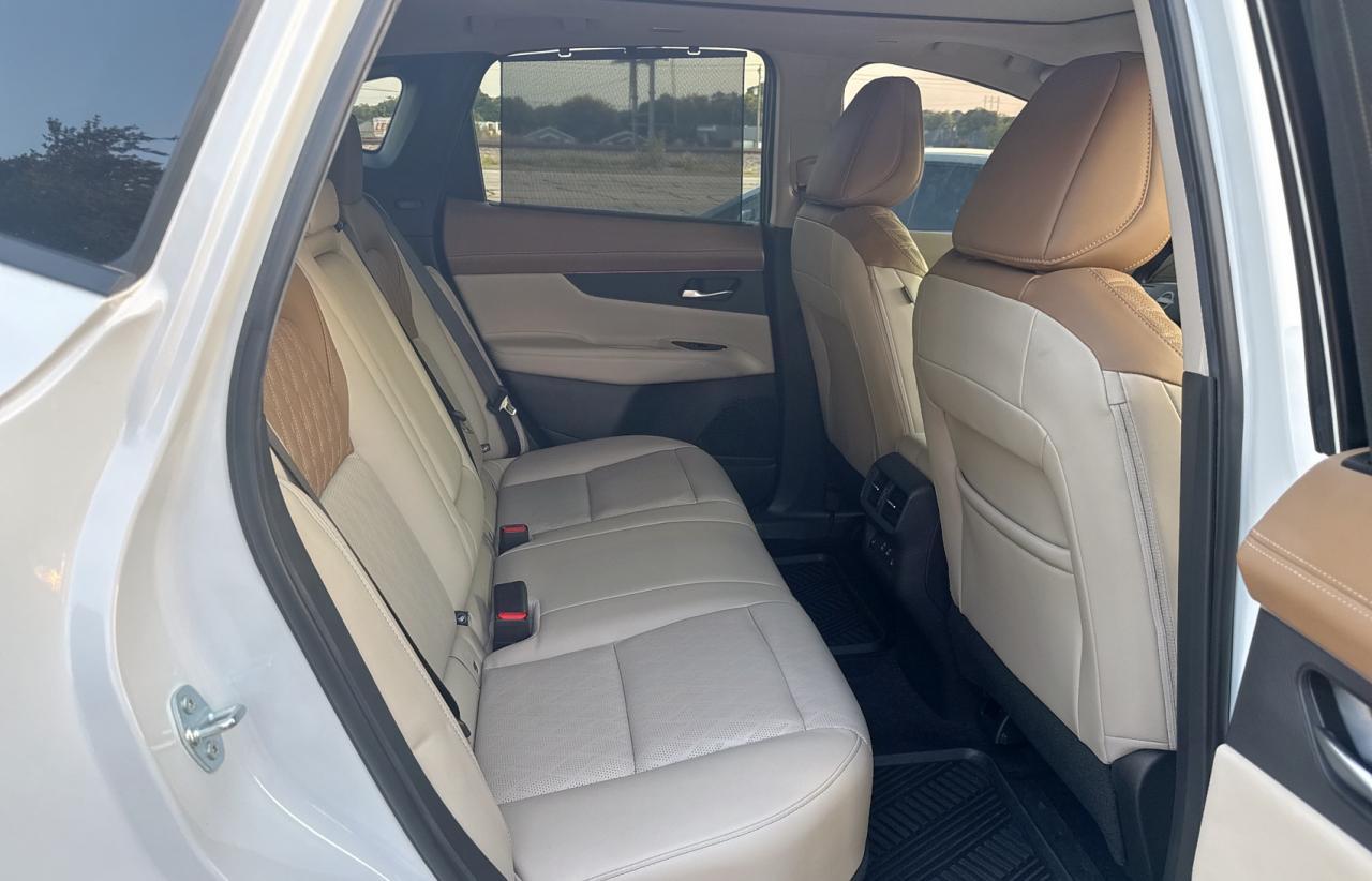 2025 Nissan Murano Platinum - Image 6