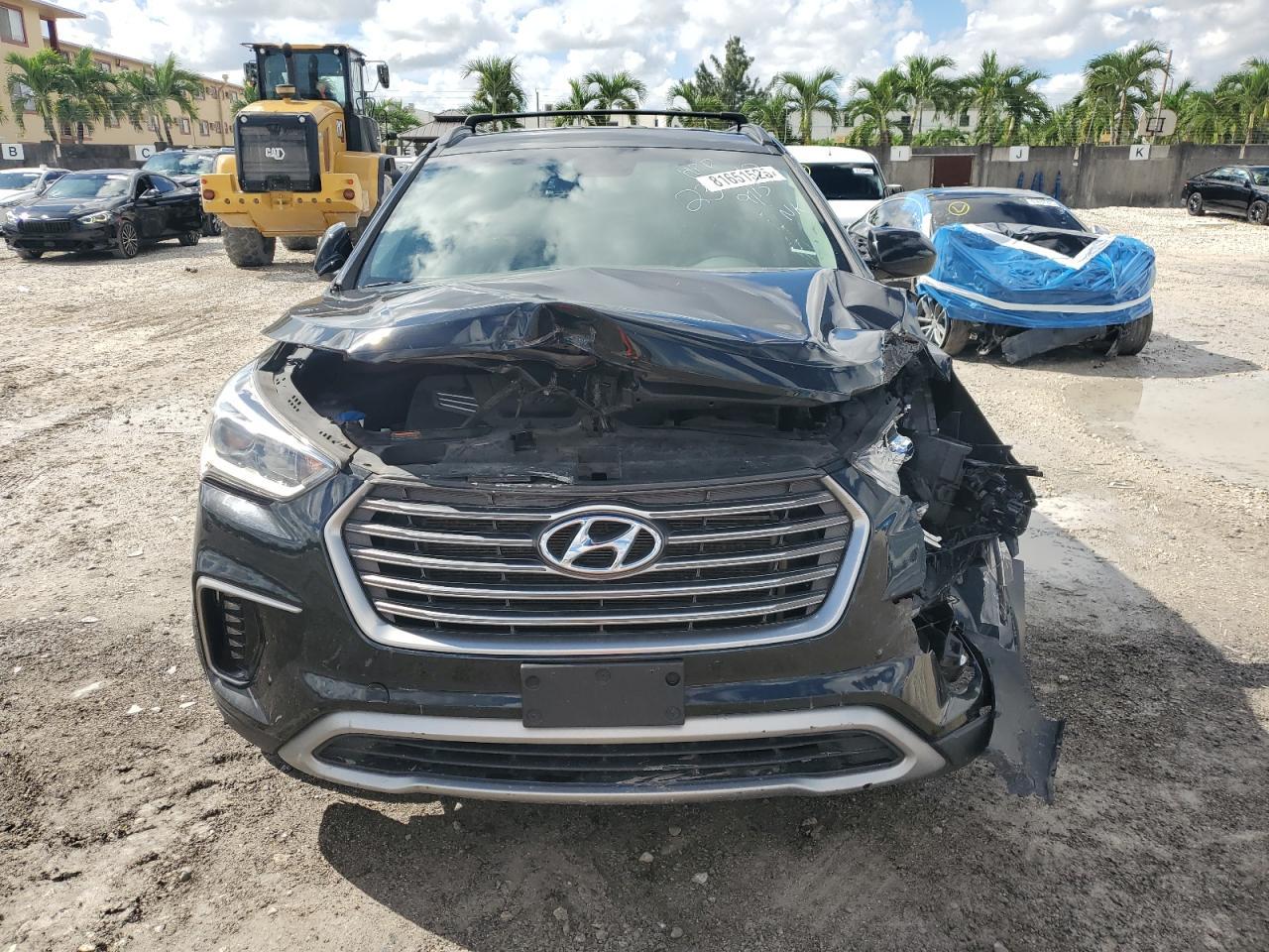 2017 Hyundai Santa Fe Se - Фото 5