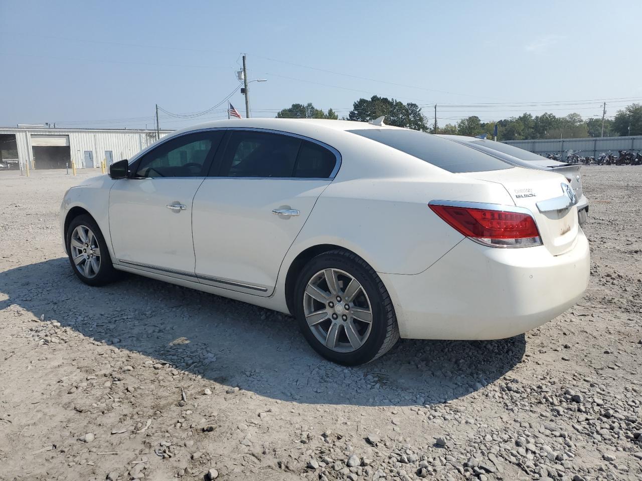 2011 Buick Lacrosse Cxl - Image 2