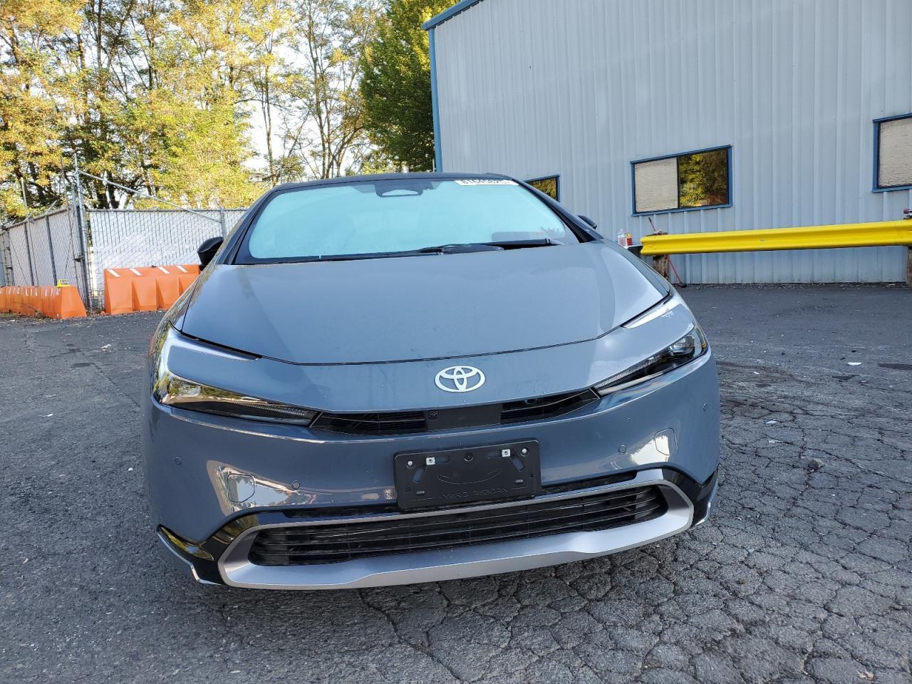 2025 Toyota Prius Le - Фото 5