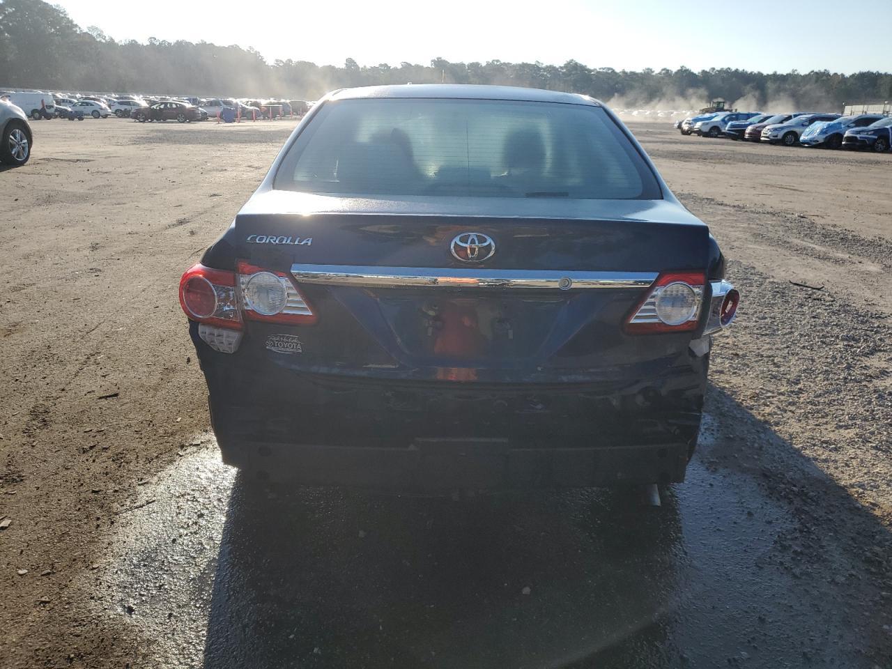 2012 Toyota Corolla Base - Фото 6