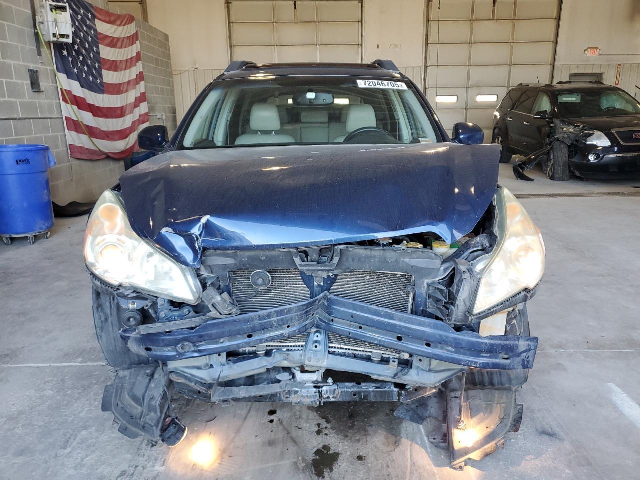 2011 Subaru Outback 2.5I Limited - Image 5