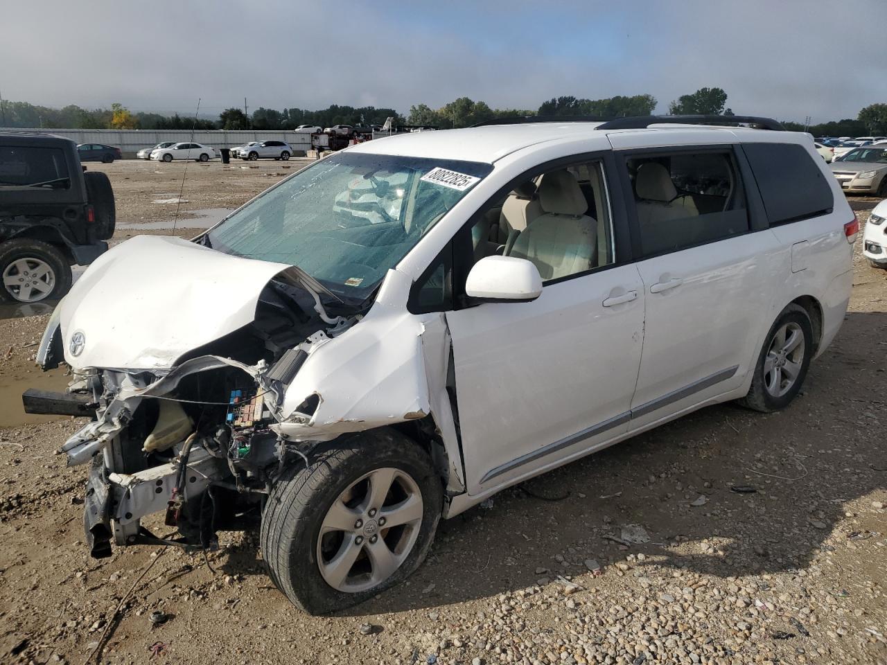 2011 Toyota Sienna Le