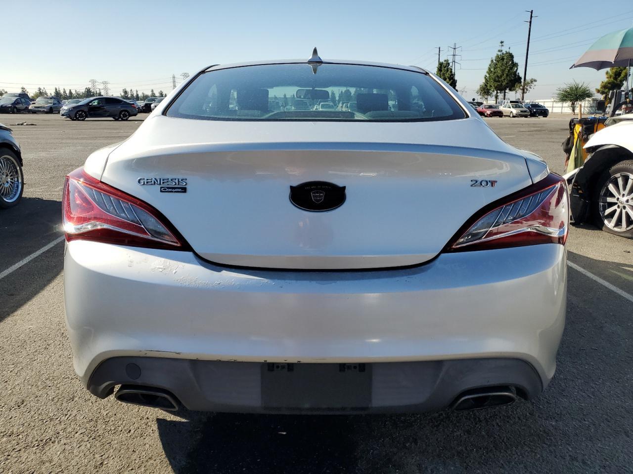 2013 Hyundai Genesis Coupe 2.0T - Фото 6