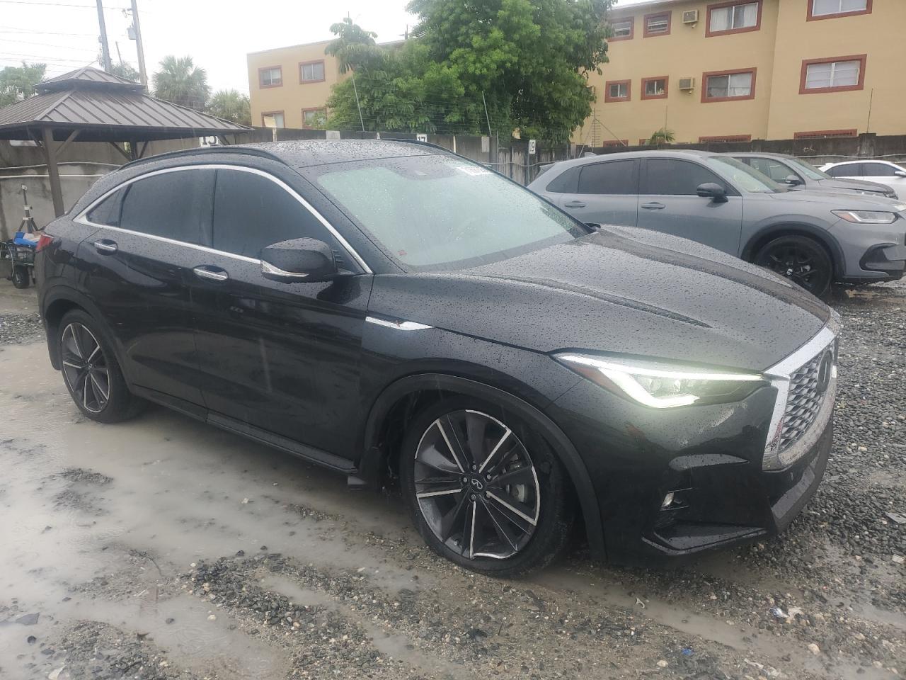 2023 Infiniti Qx55 Essential - Image 4