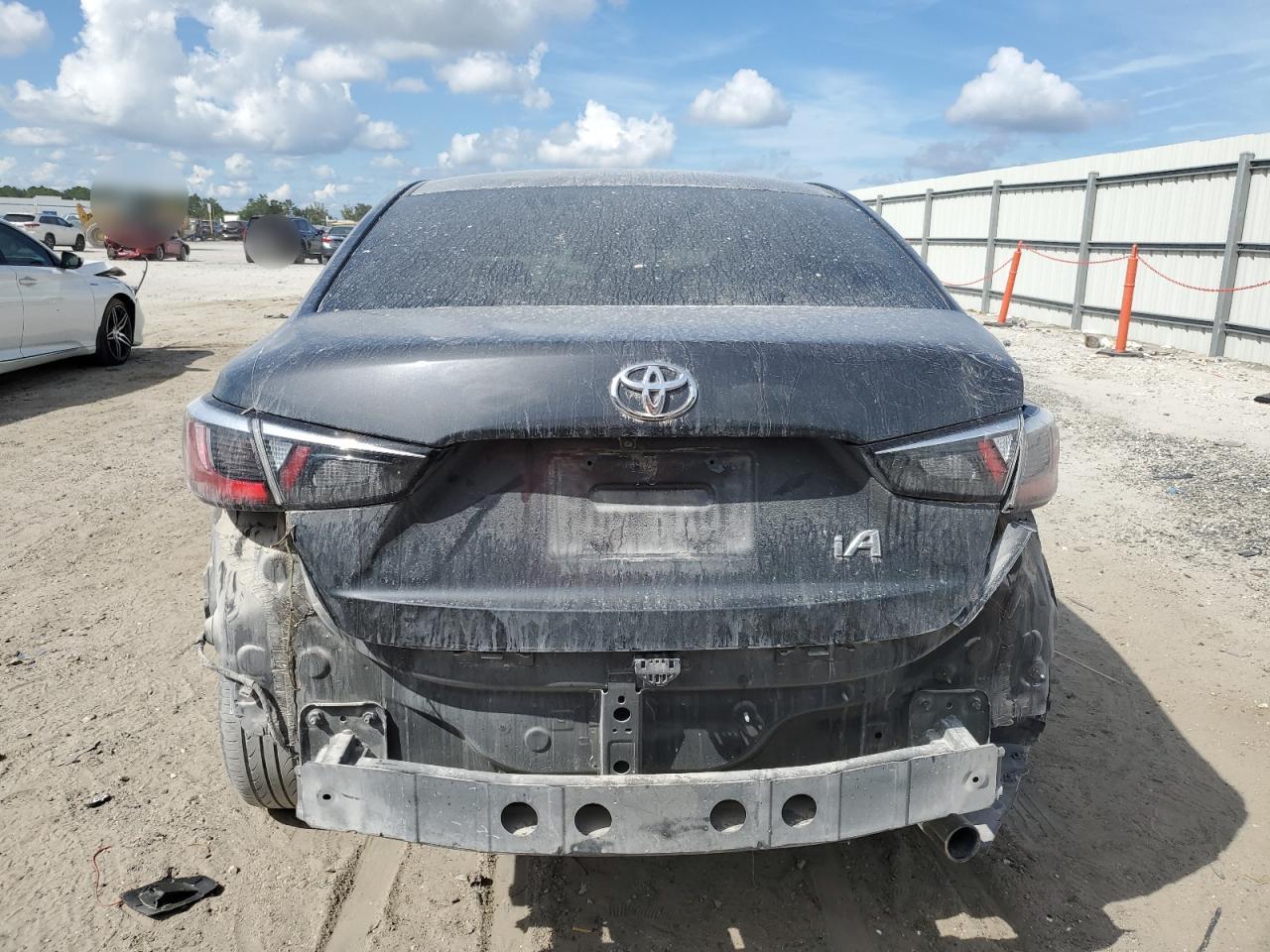 2018 Toyota Yaris Ia - Image 6