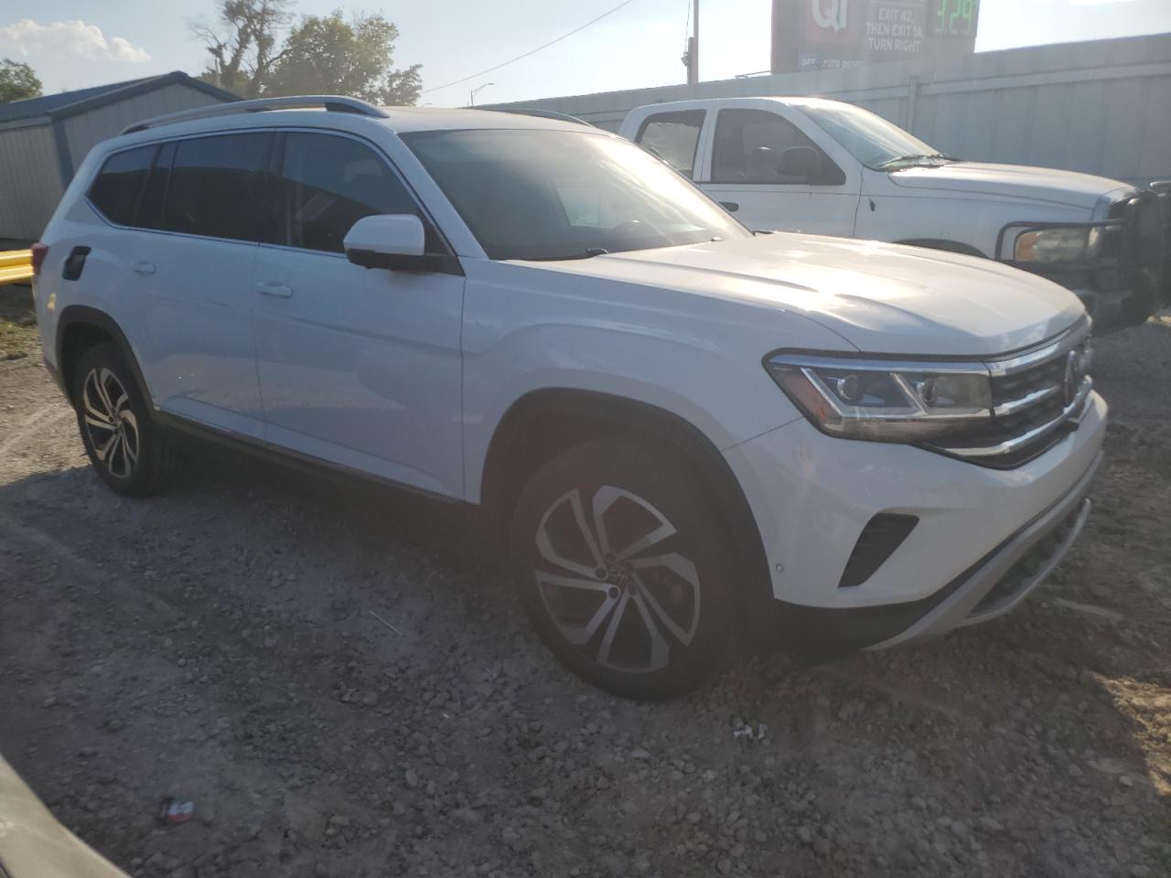 2021 Volkswagen Atlas Sel Premium - Фото 4