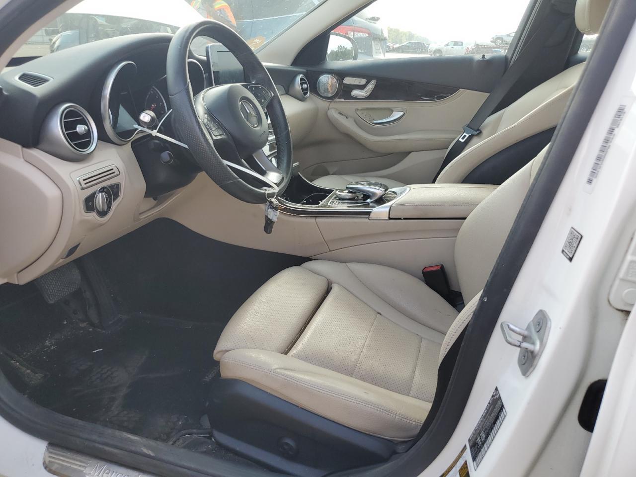 2016 Mercedes-Benz C 300 - Image 7