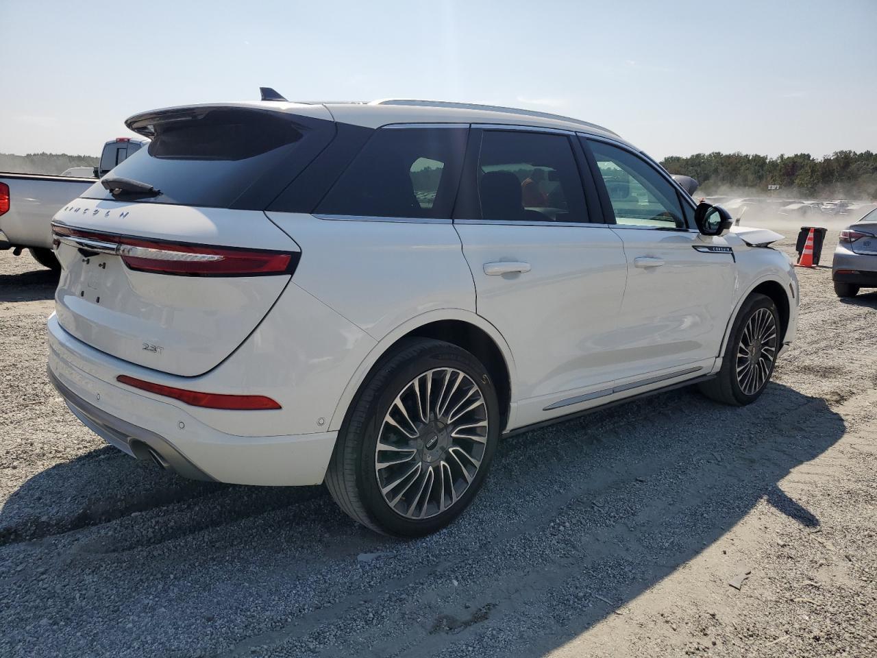 2020 Lincoln Corsair Reserve - Фото 3