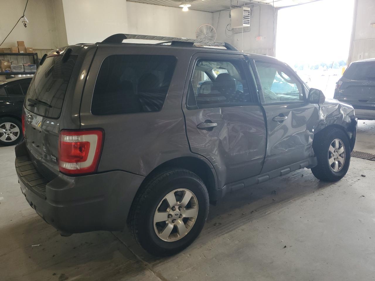 2012 Ford Escape Limited - Фото 3