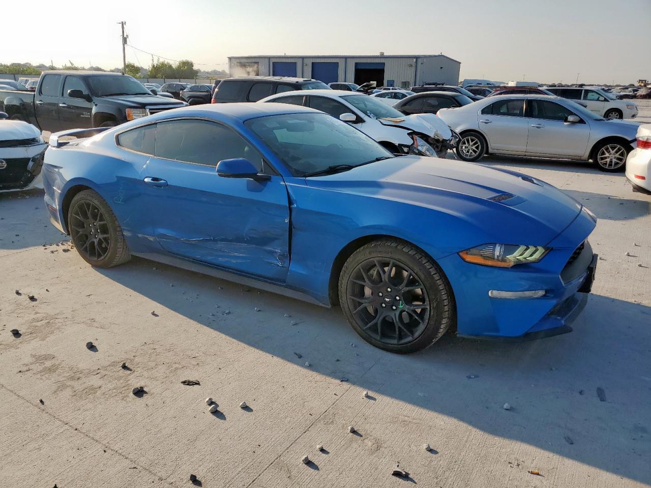 2019 Ford Mustang - Image 4