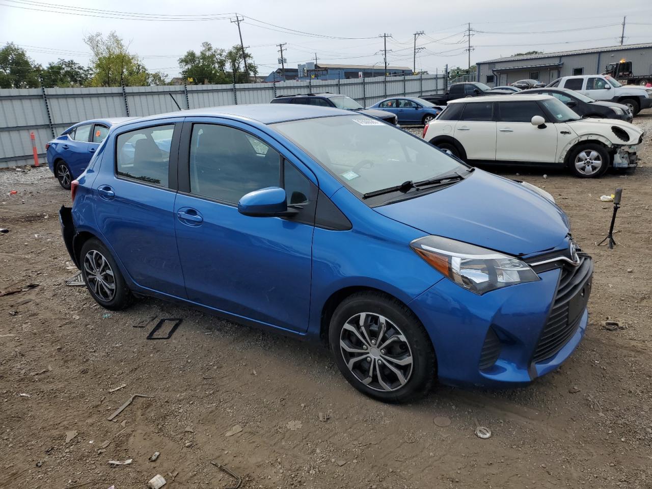 2016 Toyota Yaris L - Фото 4