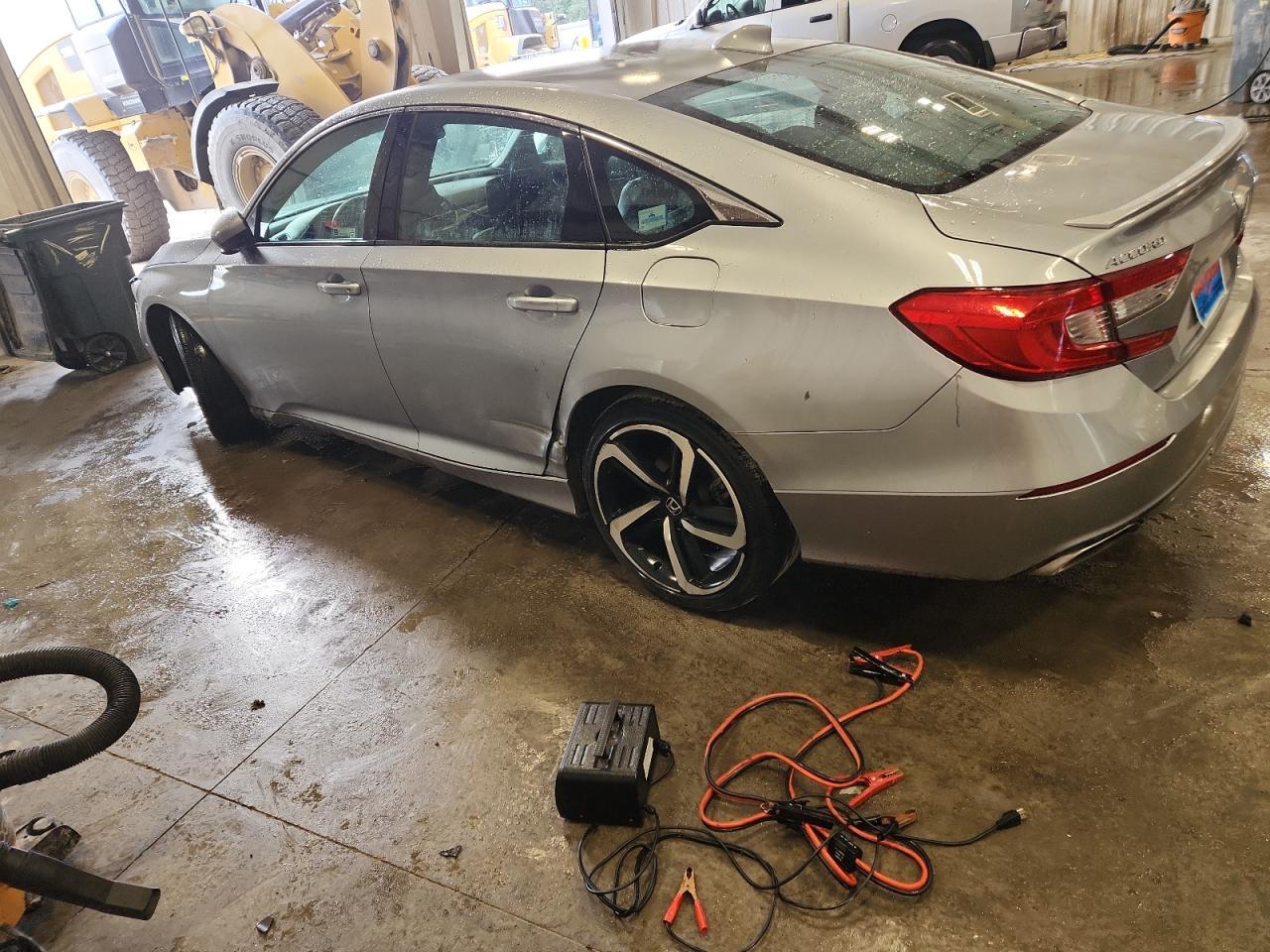 2020 Honda Accord Sport - Фото 2