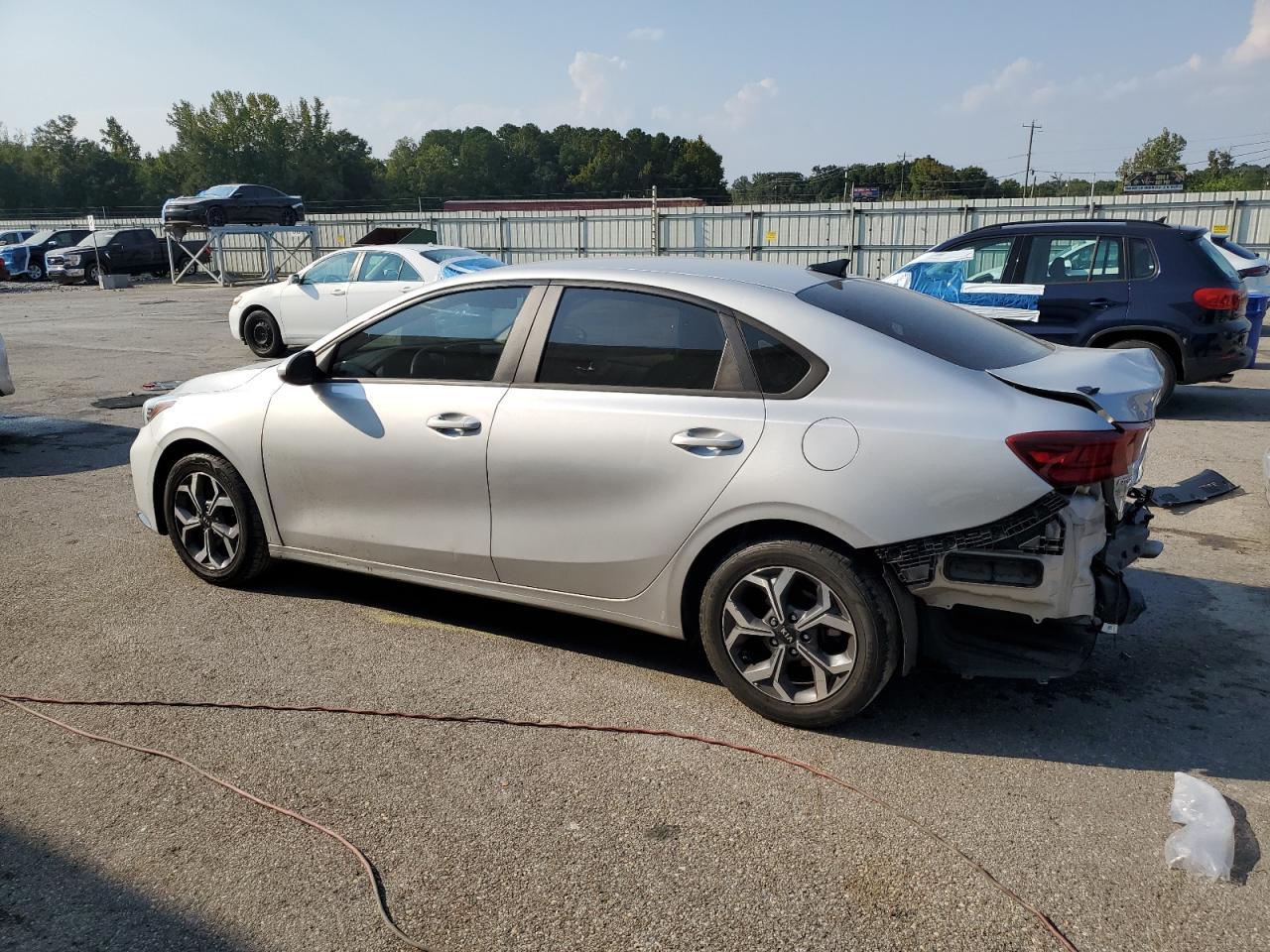 2021 Kia Forte Fe - Фото 2