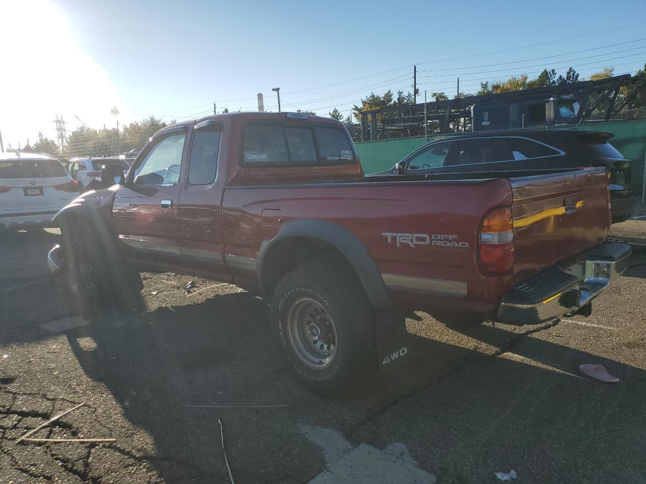 2001 Toyota Tacoma Xtracab - Image 2