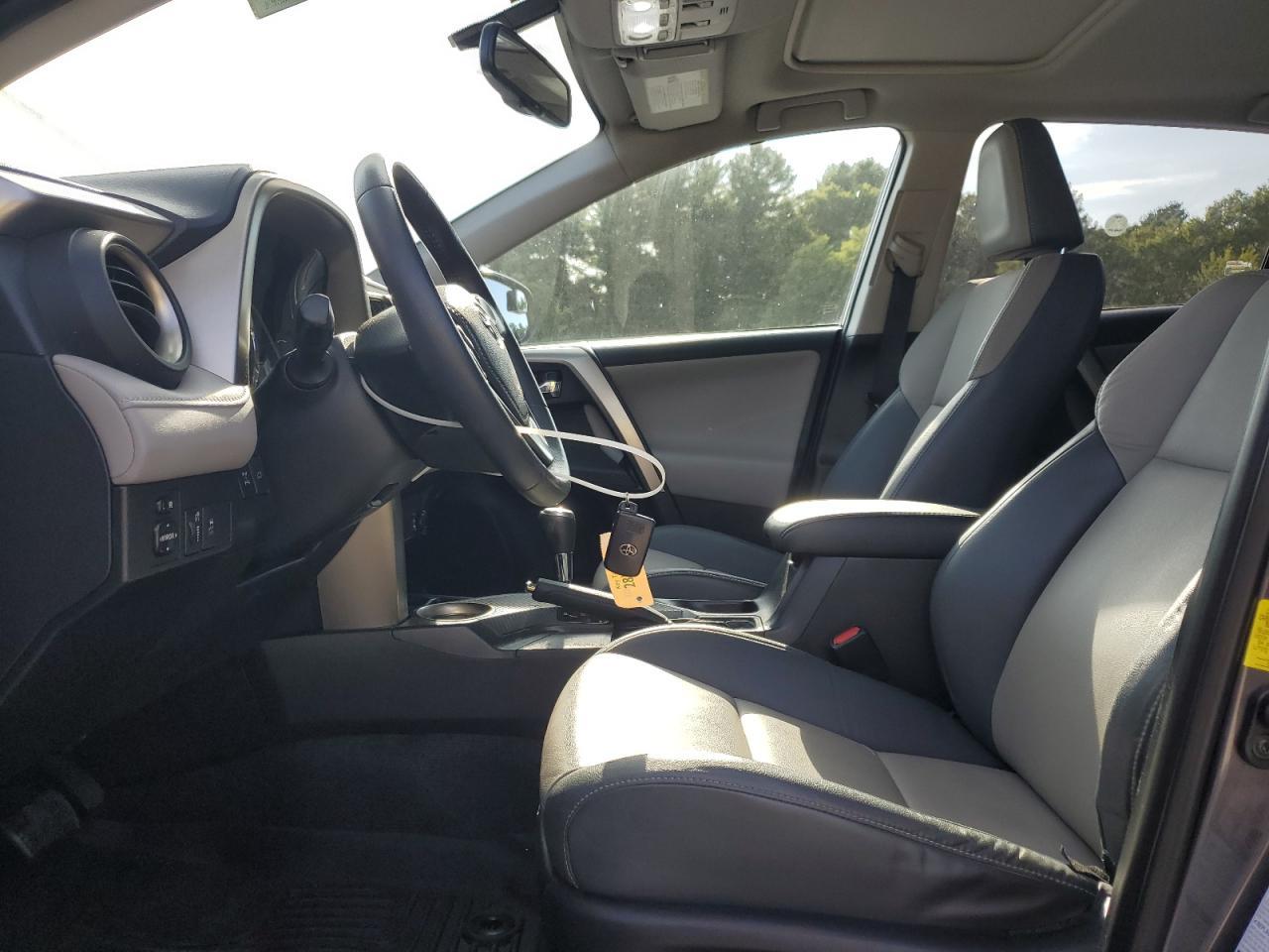 2015 Toyota Rav4 Limited - Image 7