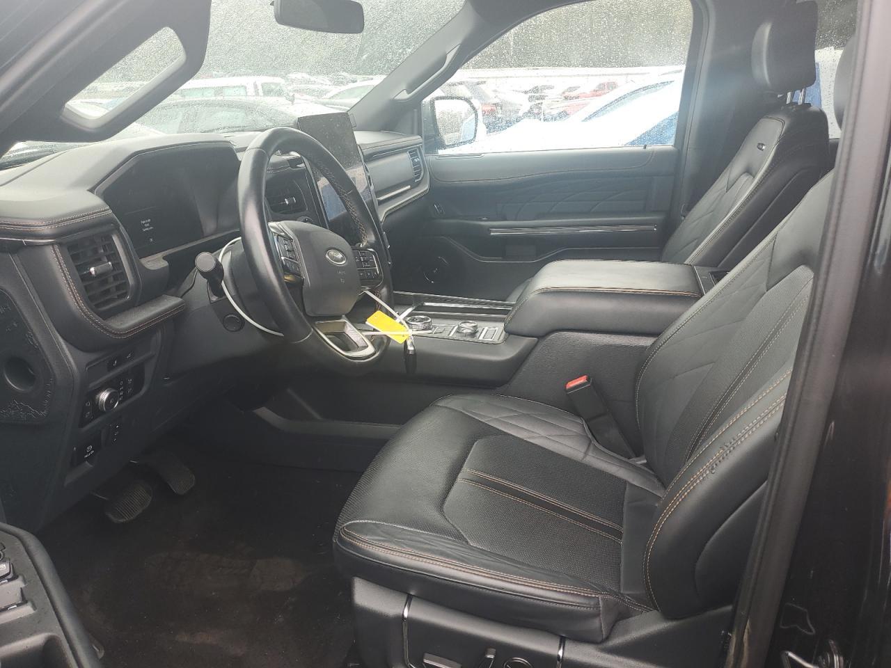 2022 Ford Expedition Max Platinum - Image 7