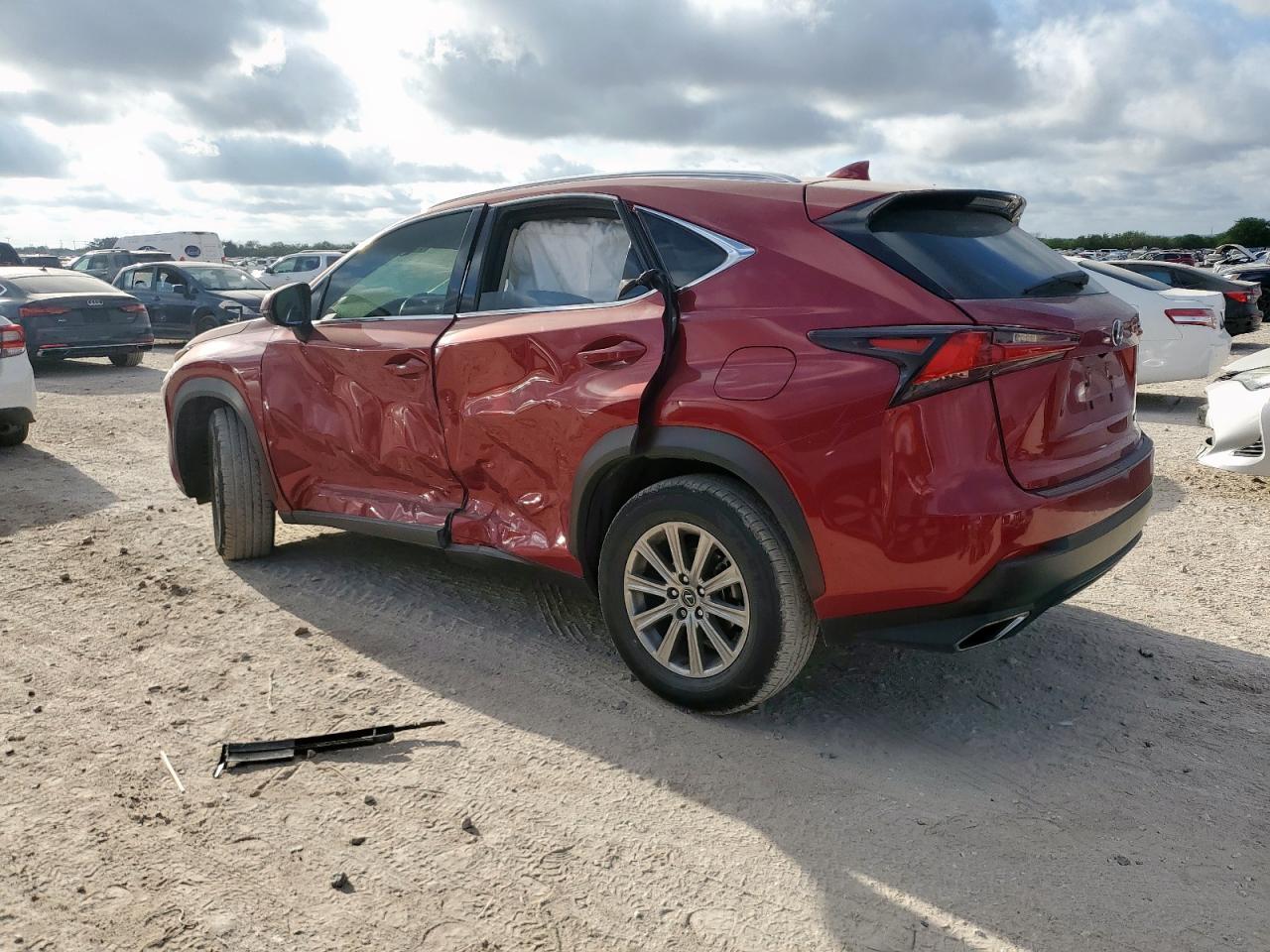 2021 Lexus Nx 300 Base - Фото 2