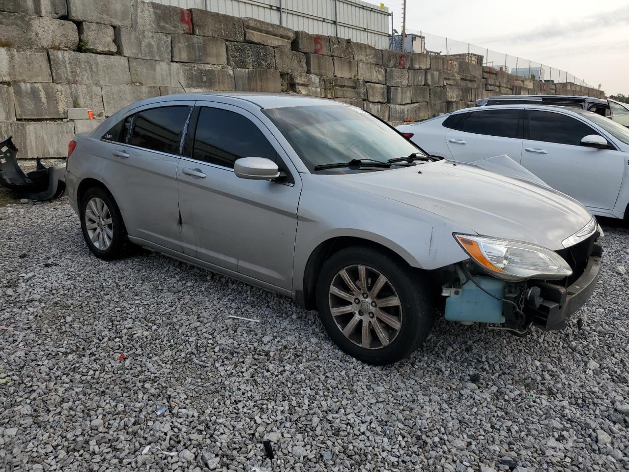 2012 Chrysler 200 Lx - Фото 4