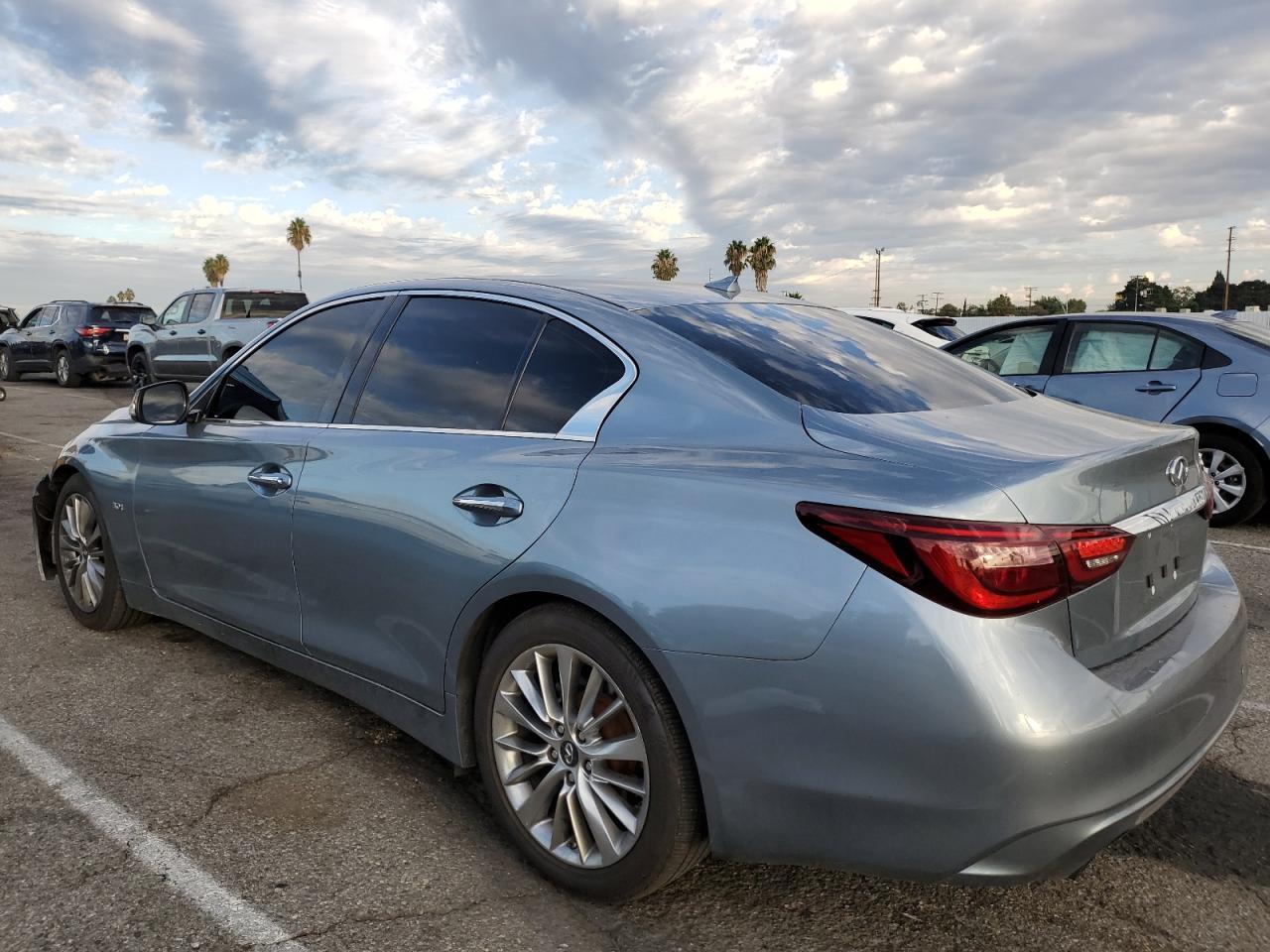 2019 Infiniti Q50 Luxe - Image 2
