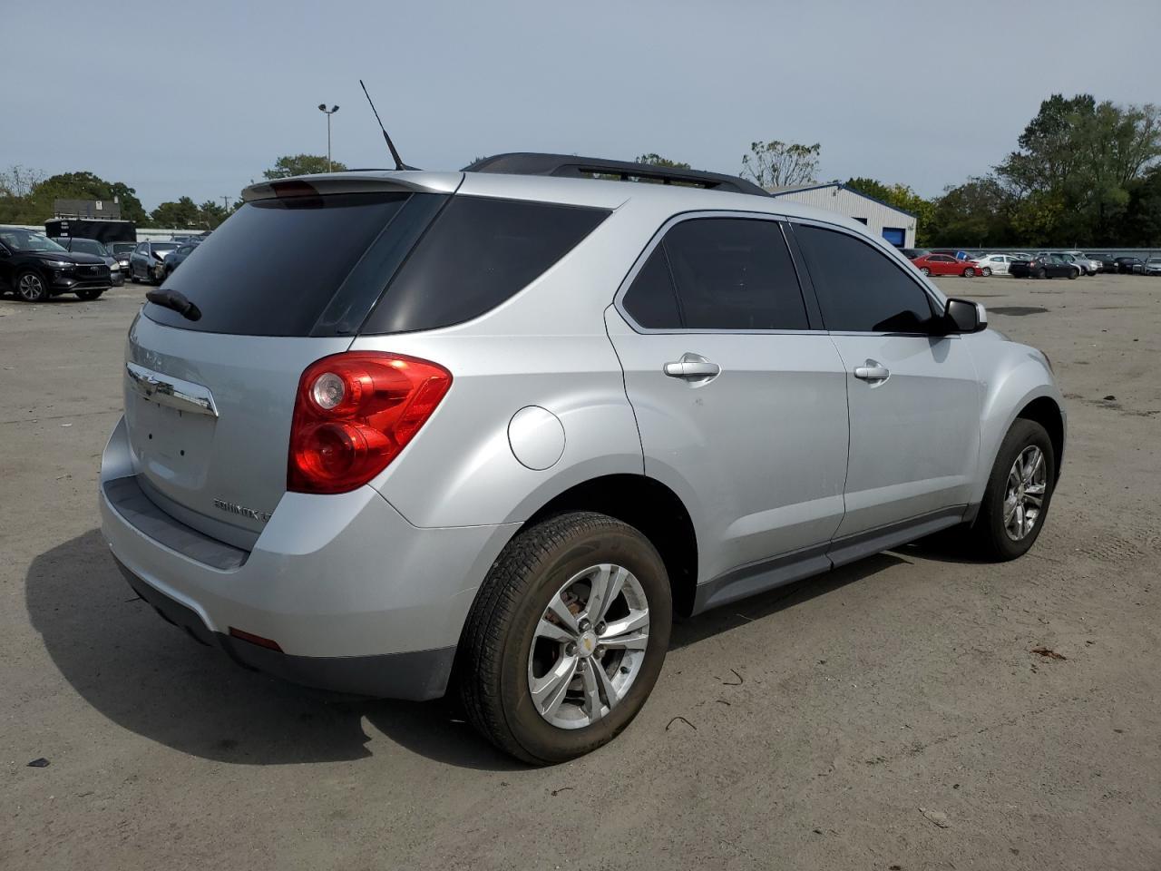 2011 Chevrolet Equinox Lt - Фото 3