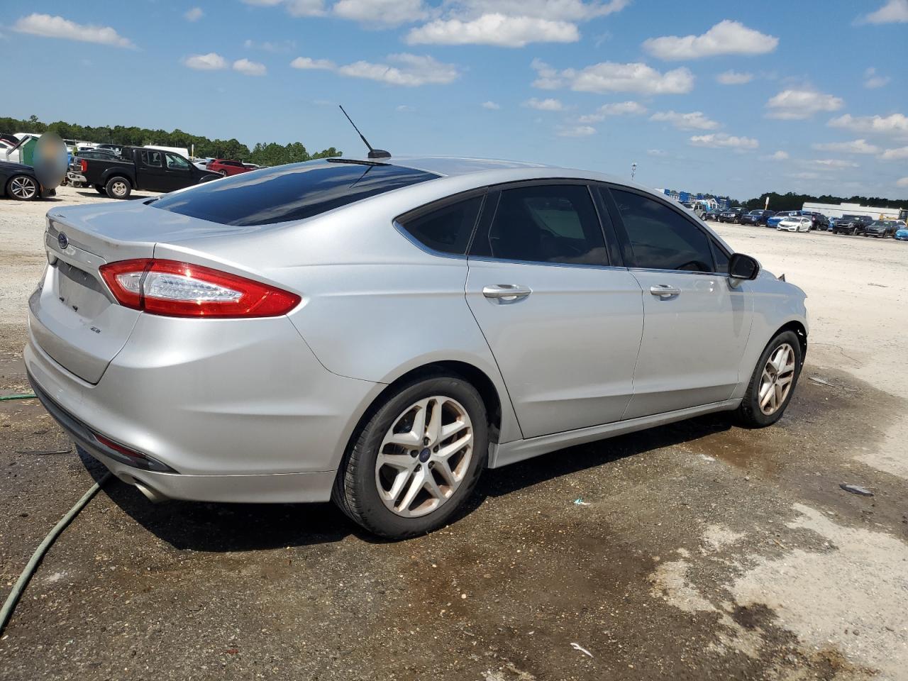 2015 Ford Fusion Se - Фото 3