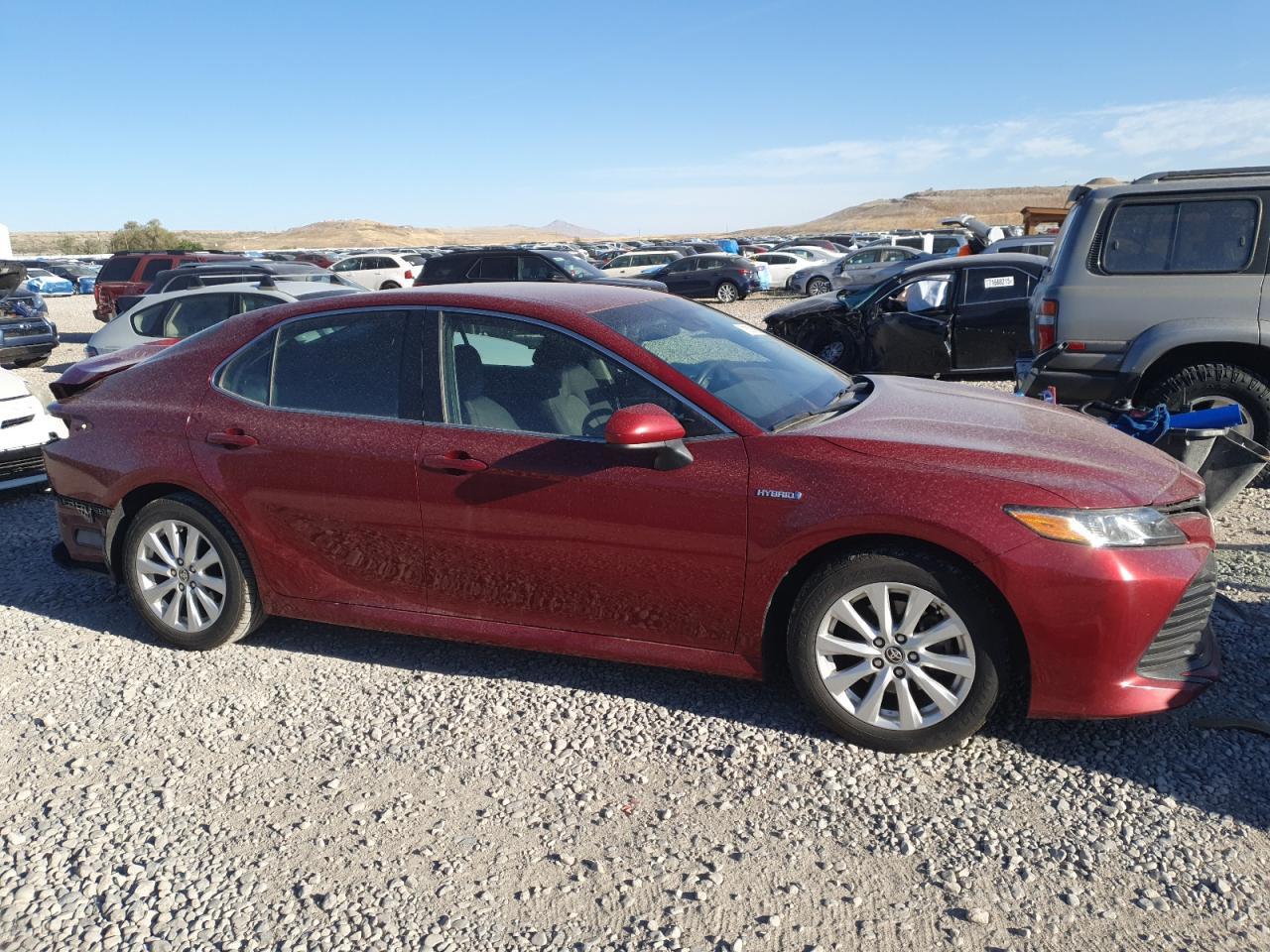 2018 Toyota Camry Le - Image 4