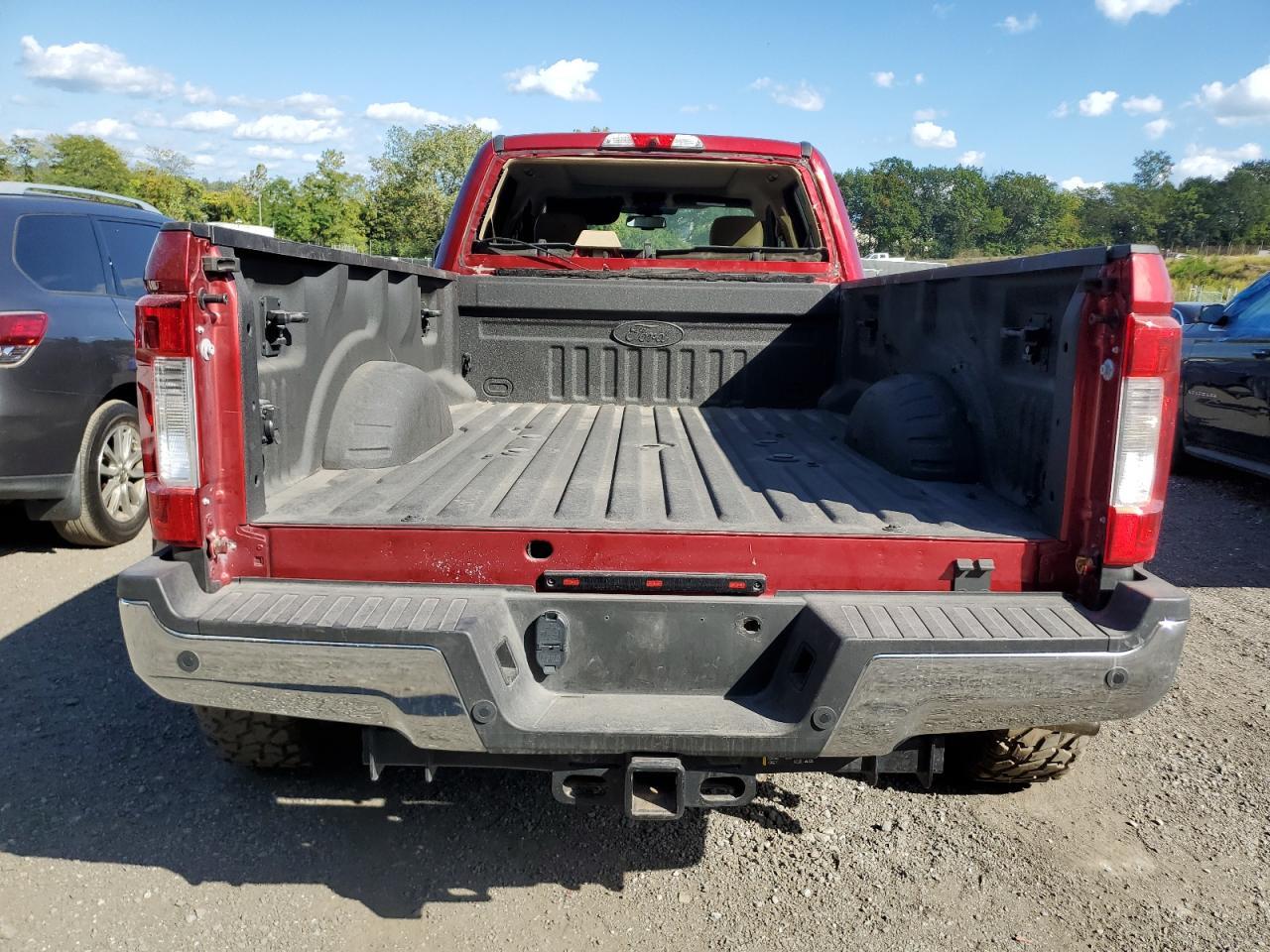2019 Ford F350 Super Duty - Фото 6