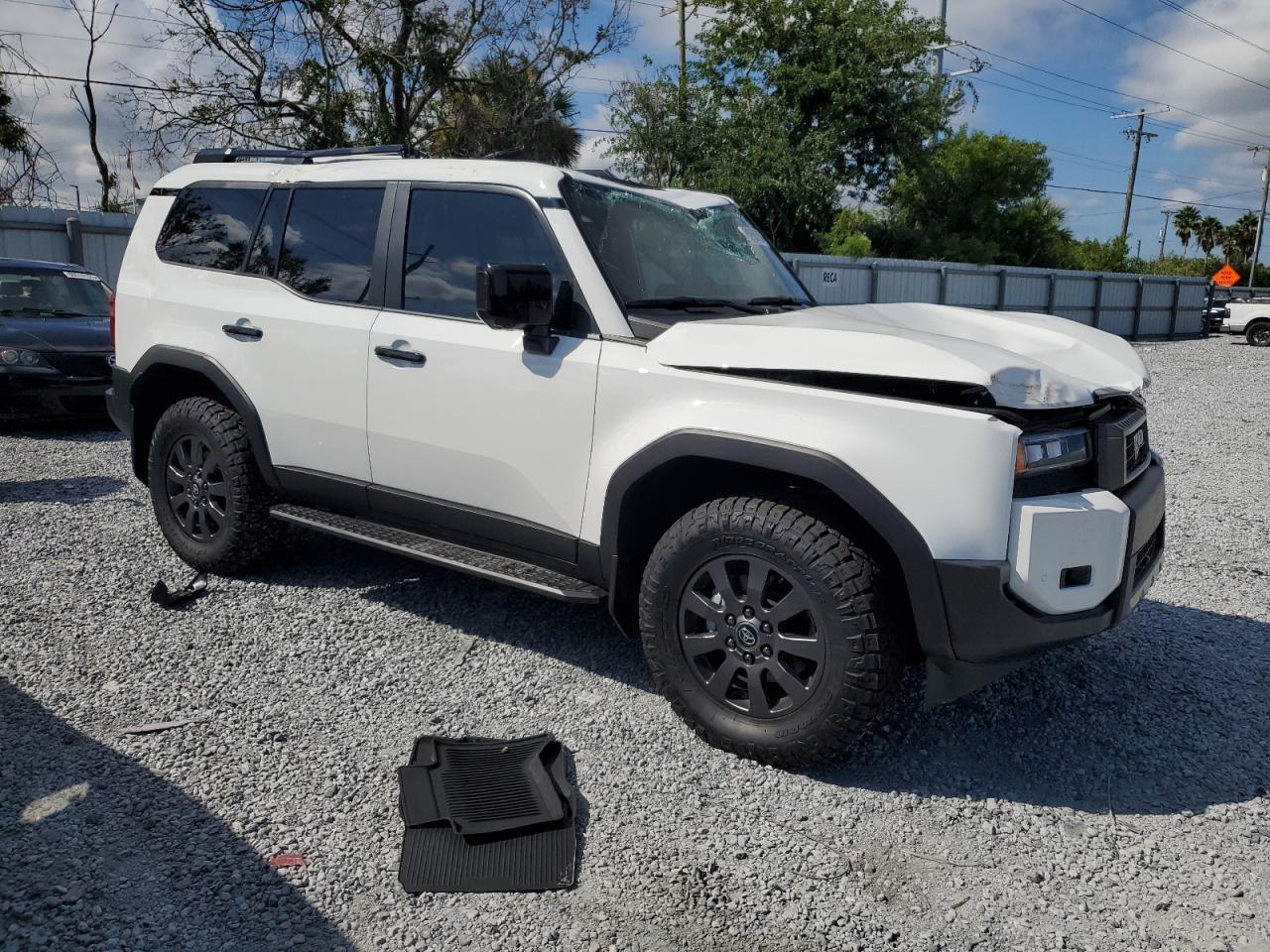 2025 Toyota Land Cruiser Base - Фото 4