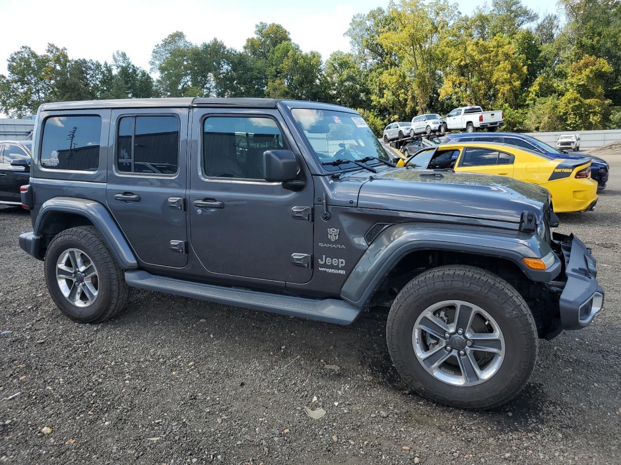 2018 Jeep Wrangler Unlimited Sahara - Фото 4